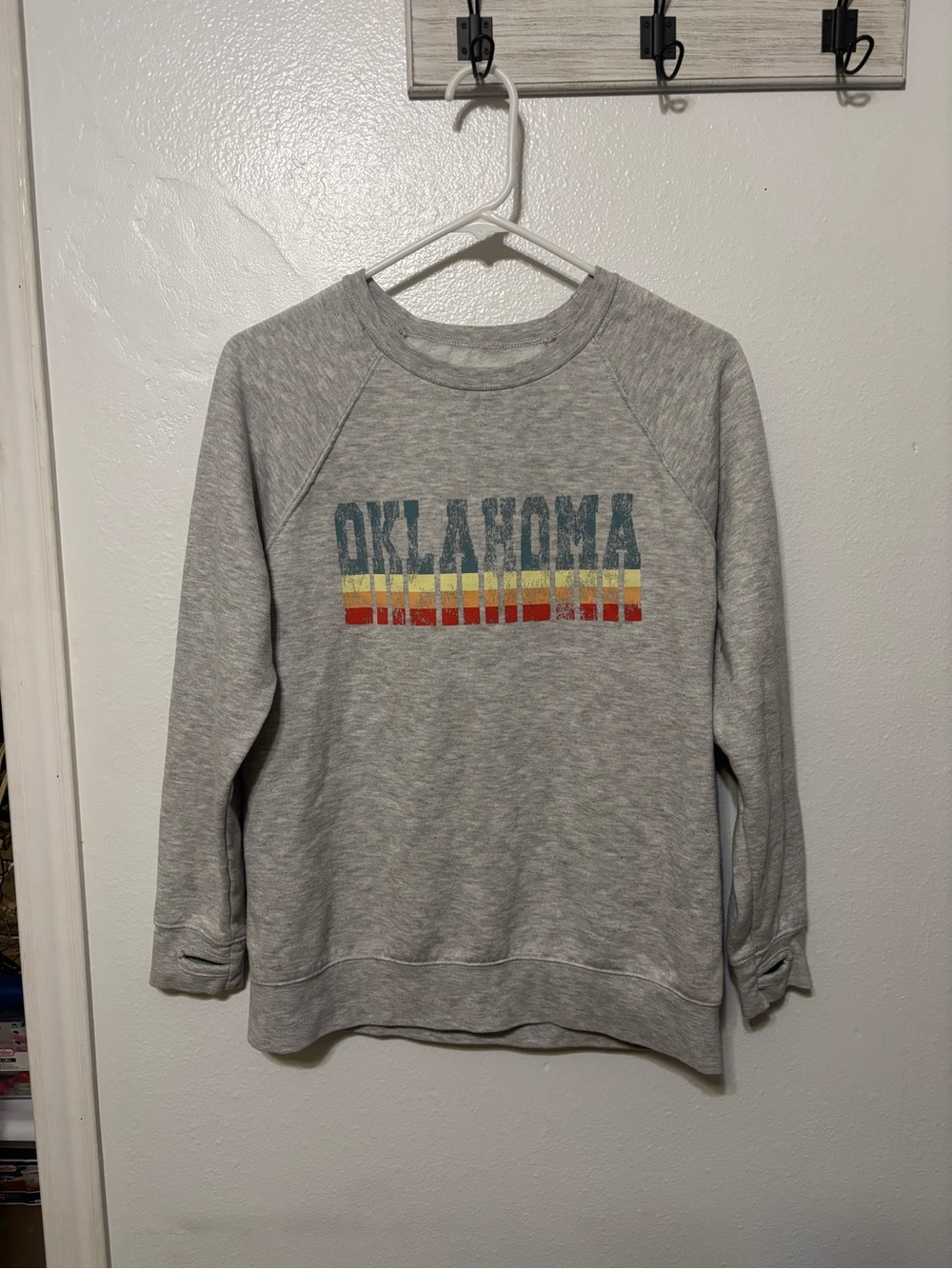 Women’s Gray Oklahoma Graphic Sweatshirt - Comfortable Everyday Pullover